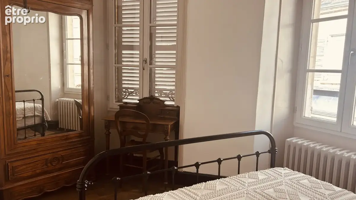 A VENDRE - Maison 5 pièces avec dépendances à Argenton-sur-Creuse centre-ville - photo 7