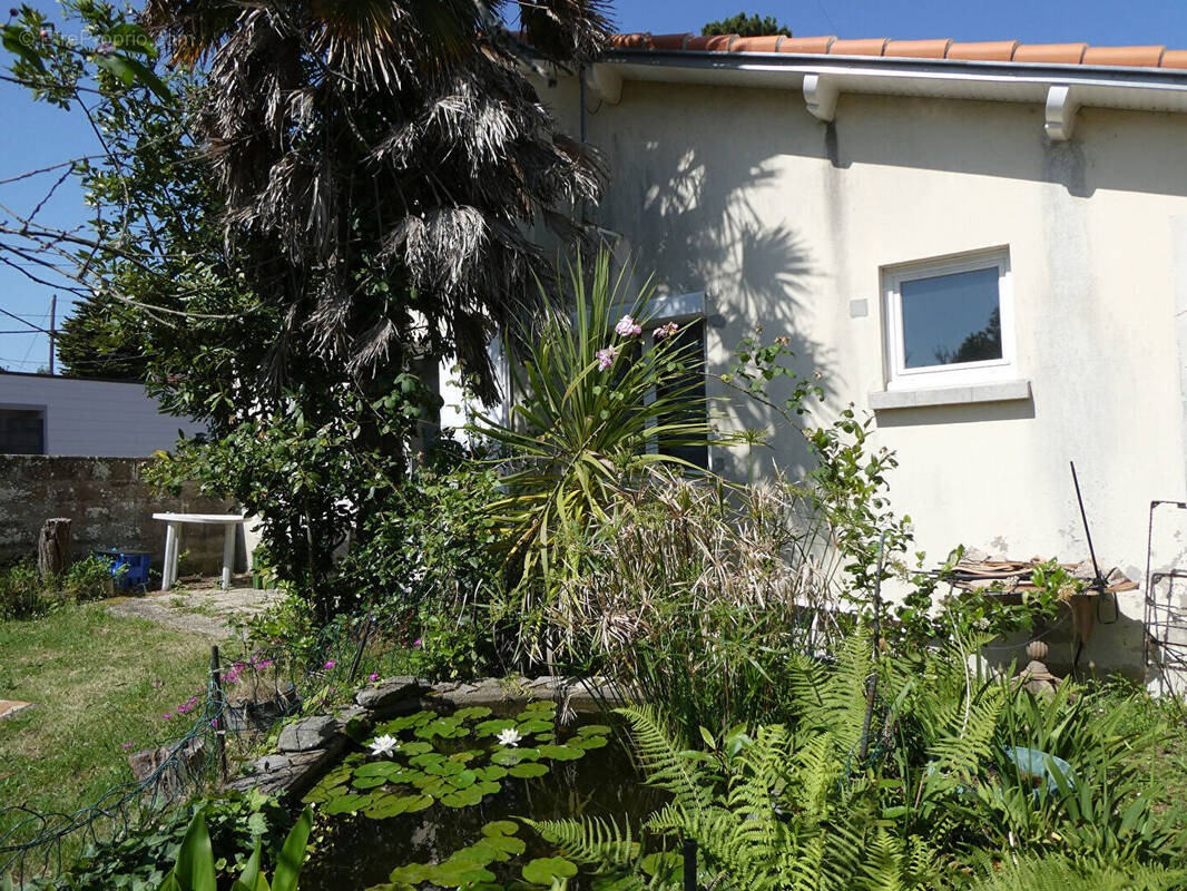 Maison à SAINT-MICHEL-CHEF-CHEF