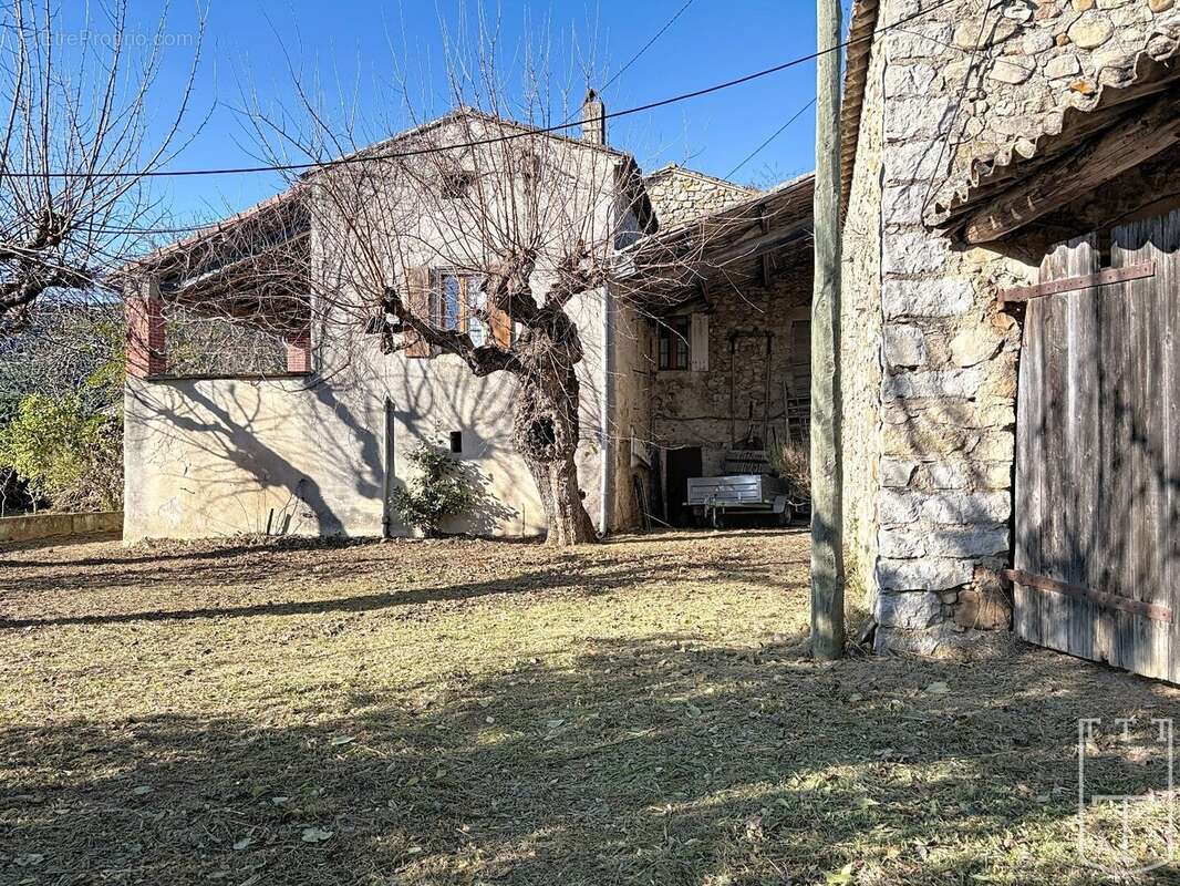 Maison à VALLON-PONT-D&#039;ARC