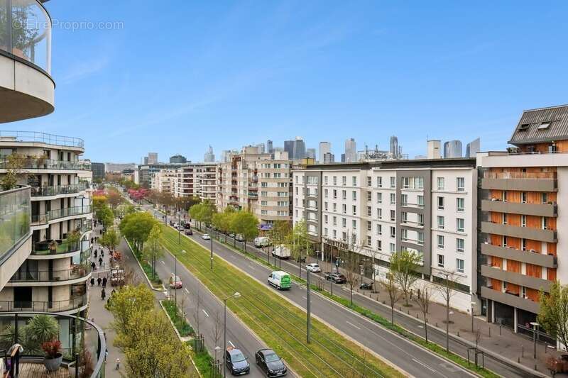 Appartement à COLOMBES