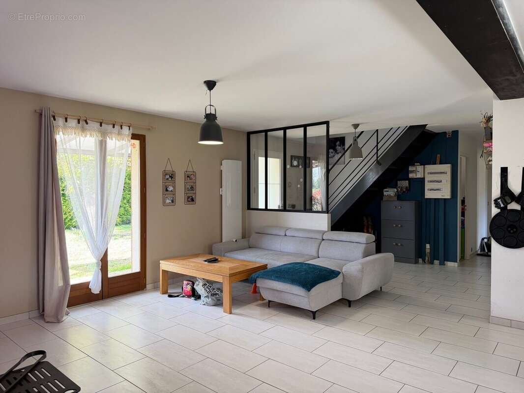 Maison à BERNAY