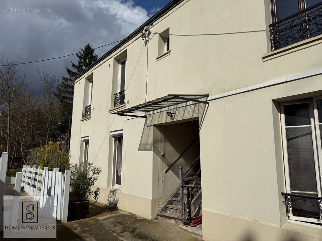 Appartement à LE RAINCY