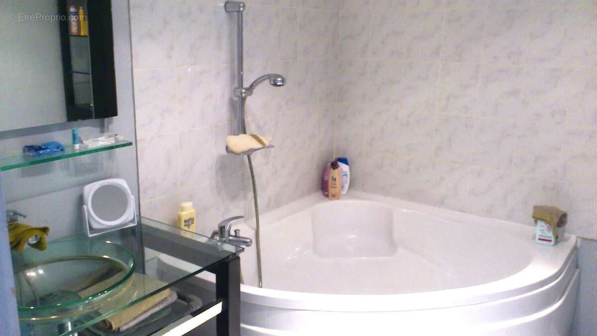 Appartement à THOISSEY