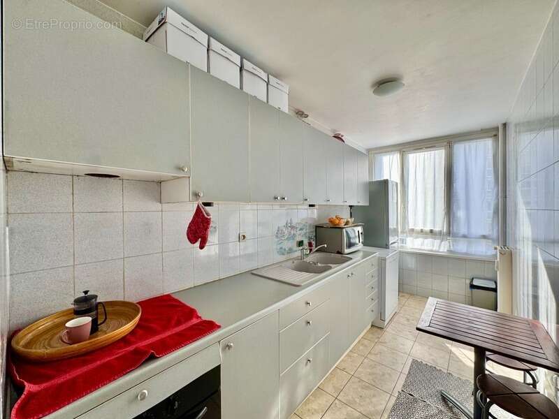 Appartement à AUBERVILLIERS