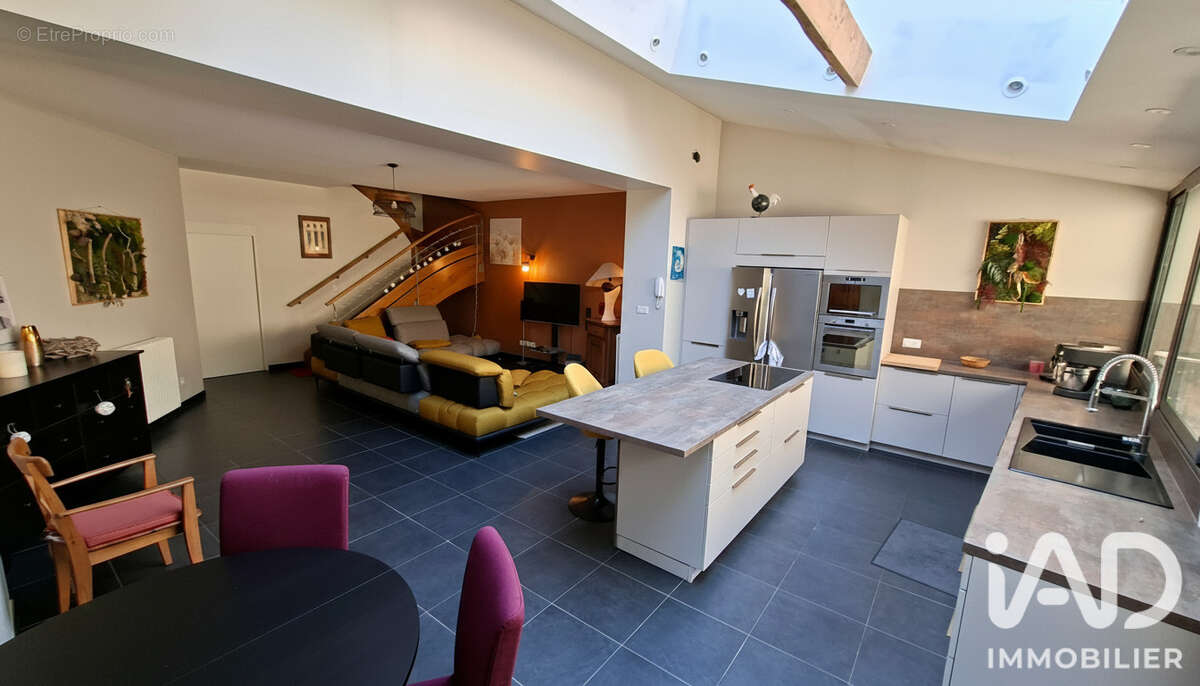 Maison 200 m² à Moissac  - photo 6