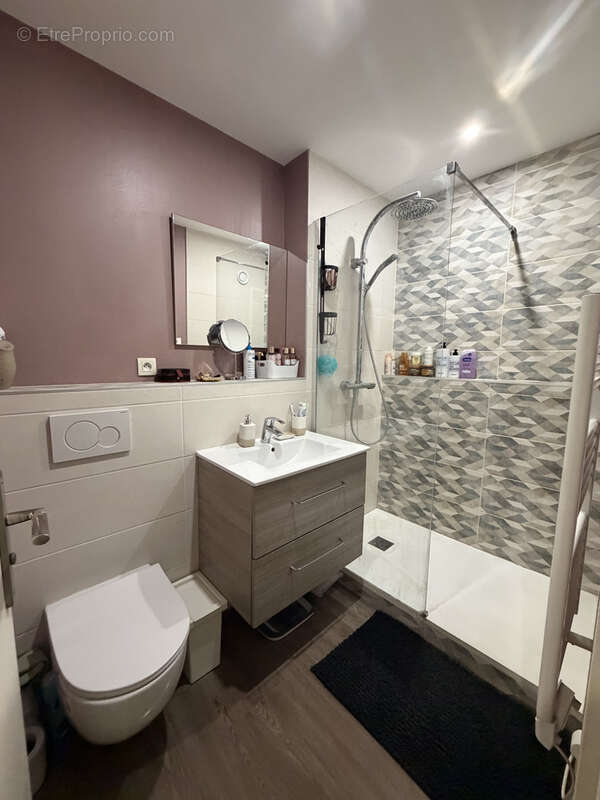 Appartement à PETIT-COURONNE