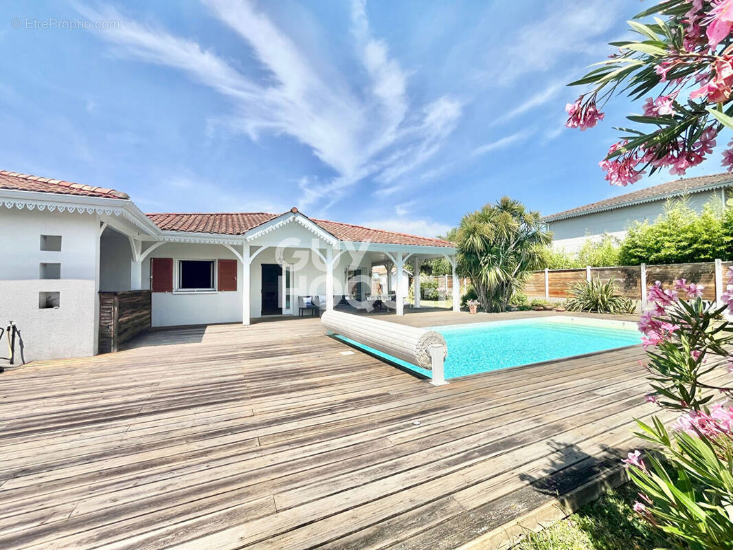 Maison à GUJAN-MESTRAS