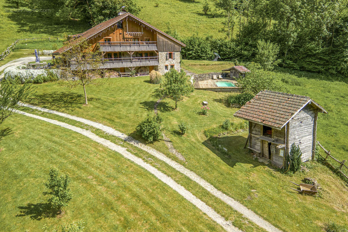 Maison à THONES