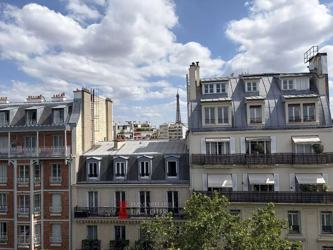 Appartement à PARIS-16E