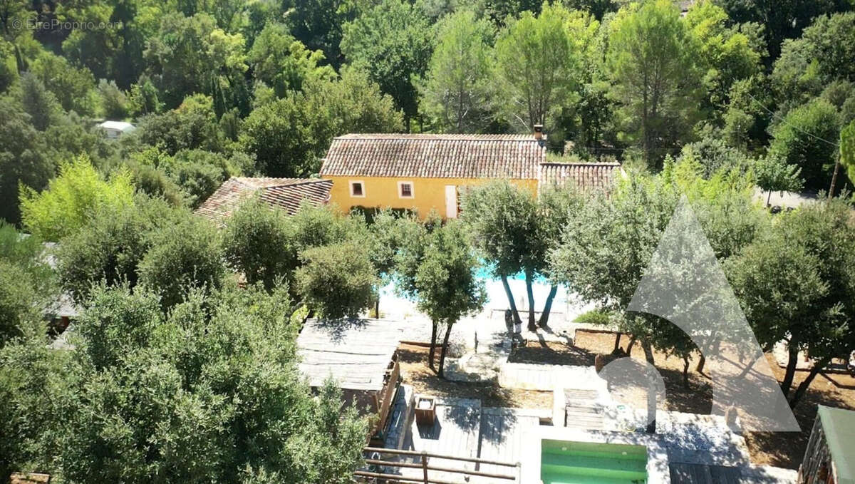 Maison à LORGUES