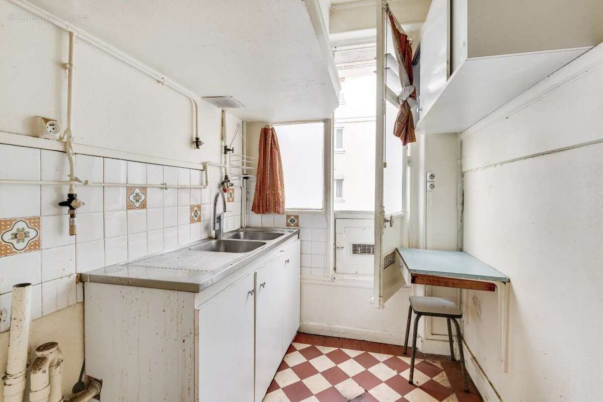 Appartement à PARIS-17E