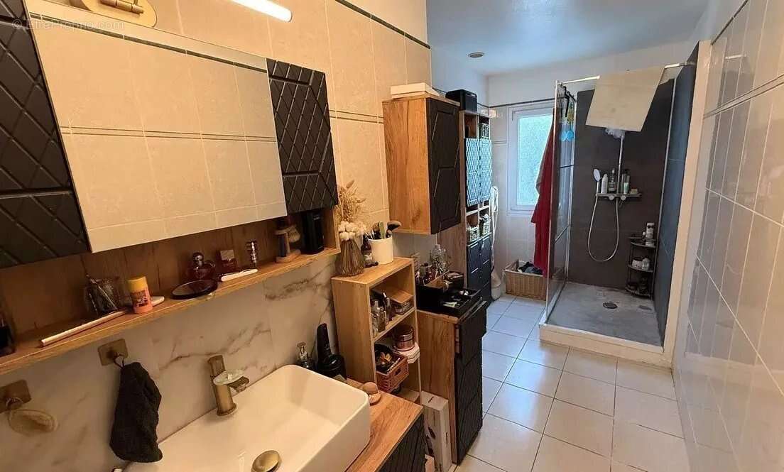 Maison à SAINT-JEANNET