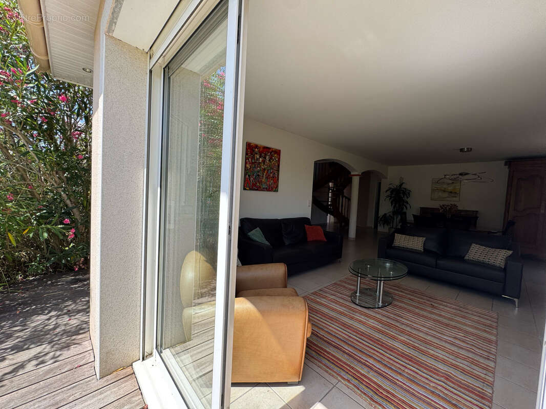 Maison - SAINT MARC - 165 m2 - photo 8