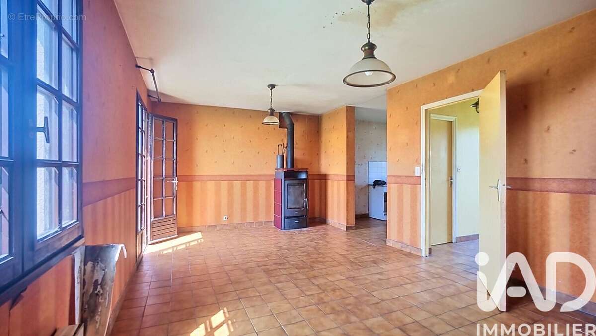 Photo 2 - Maison à POULDREUZIC