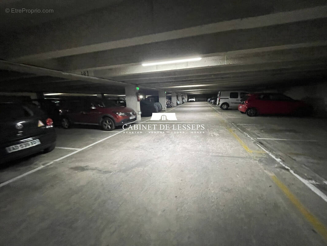 Parking à BAYONNE