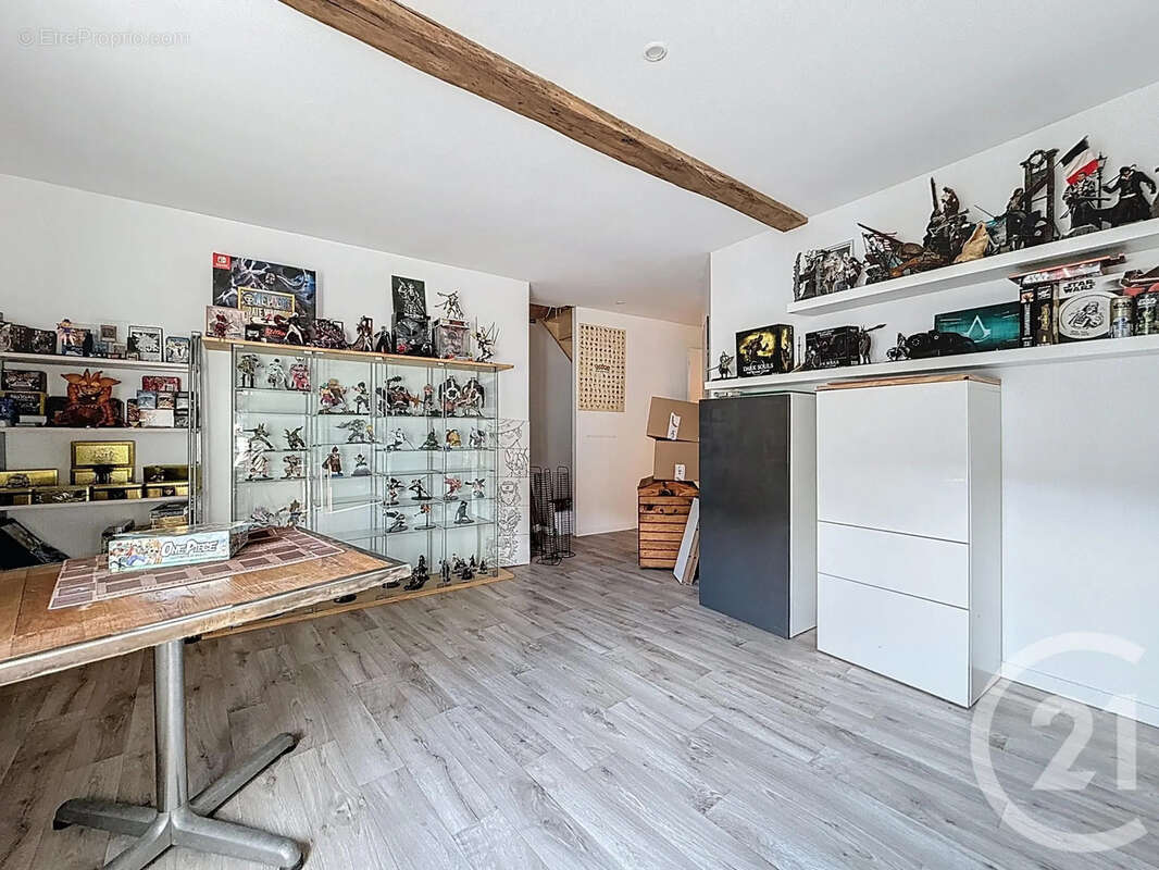 Maison à MAUREGNY-EN-HAYE