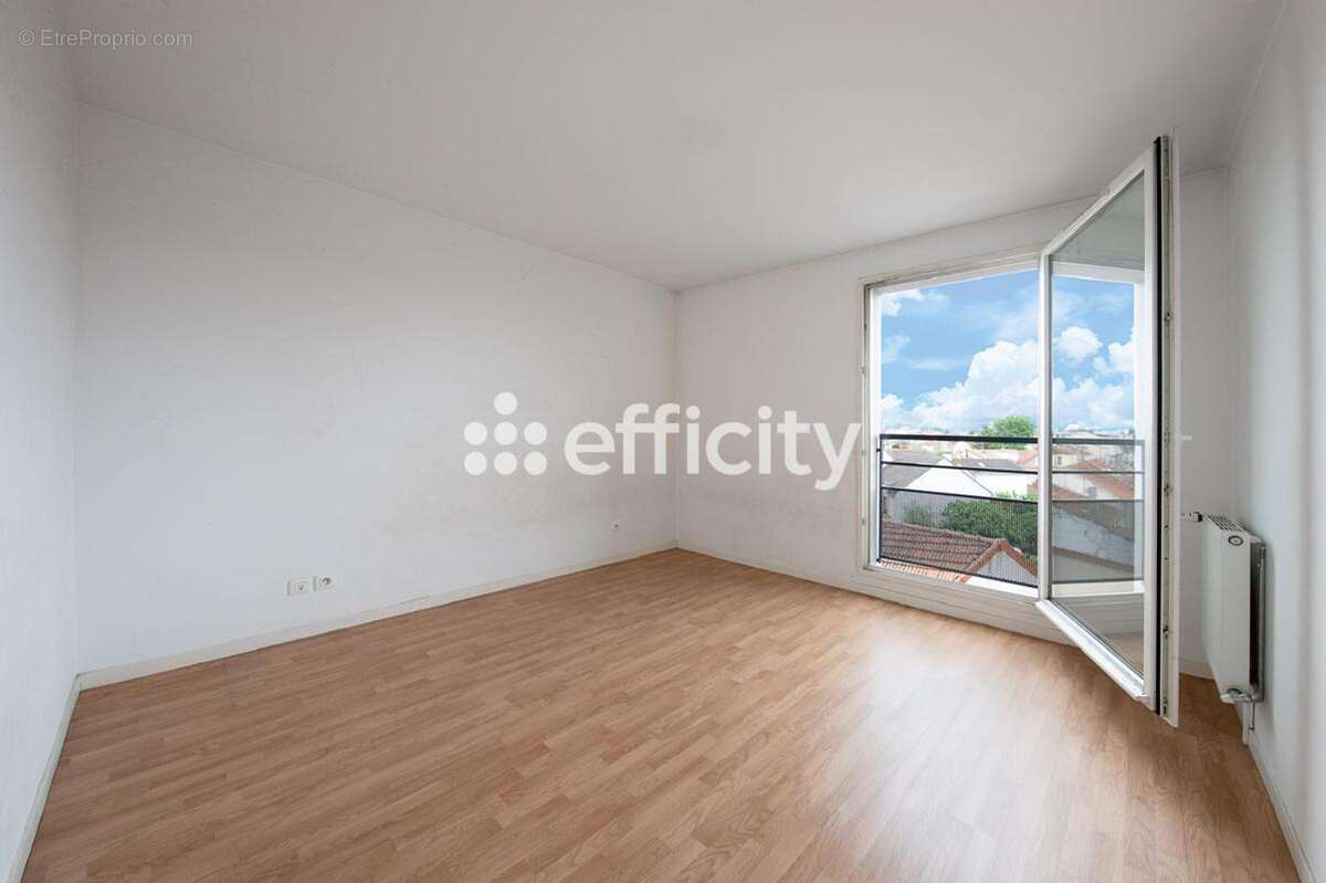 Appartement à VITRY-SUR-SEINE