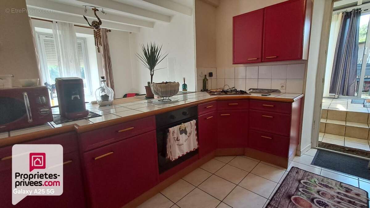 Maison à LA CHATAIGNERAIE