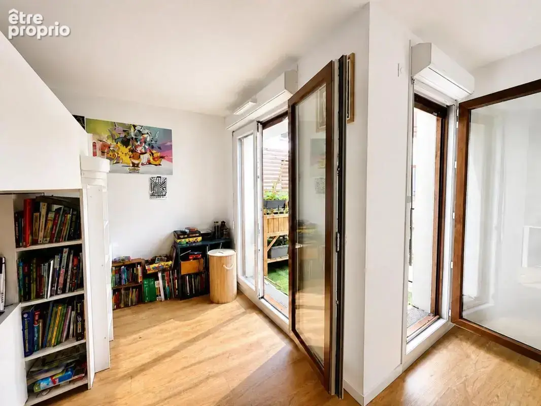 Appartement Duplex de 4 pièces de 90 m² avec rooftop à Montreuil - photo 8