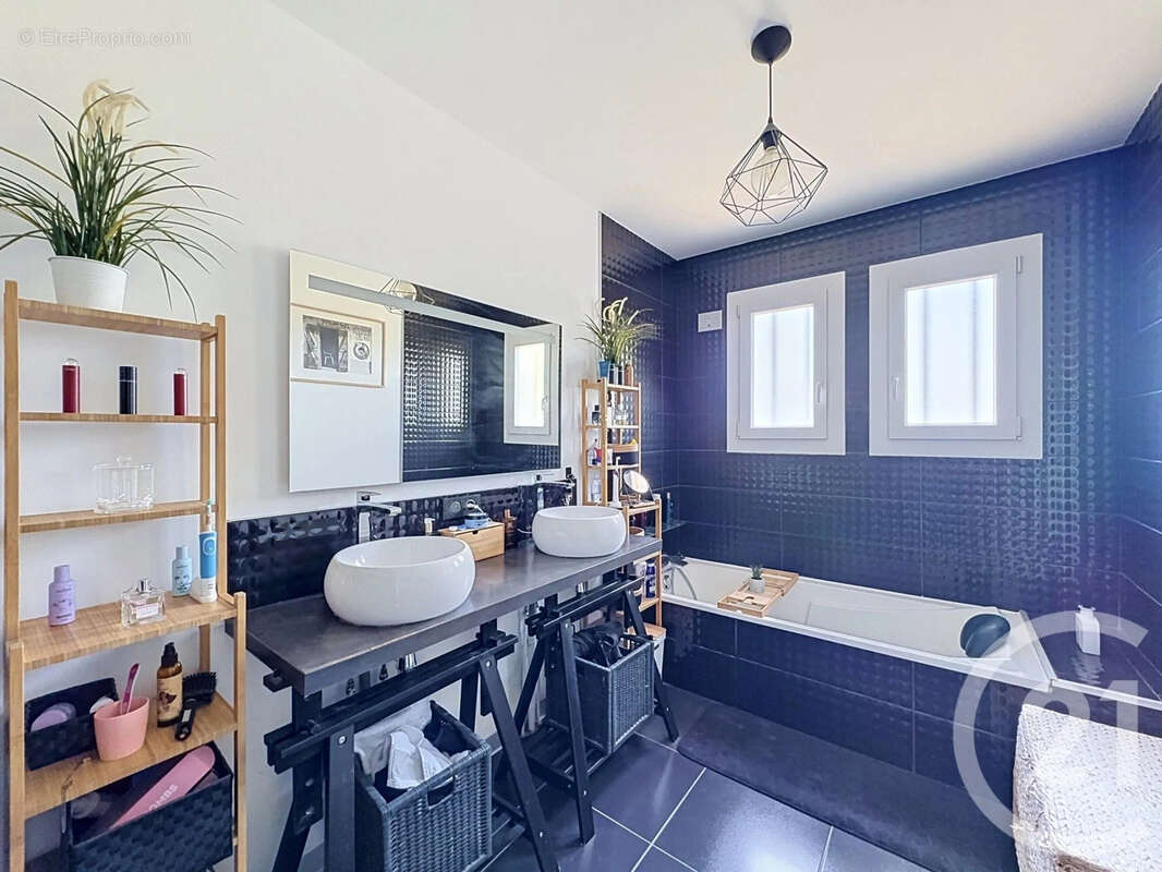 Maison 125 m² à Saulon-La-Chapelle  - photo 6
