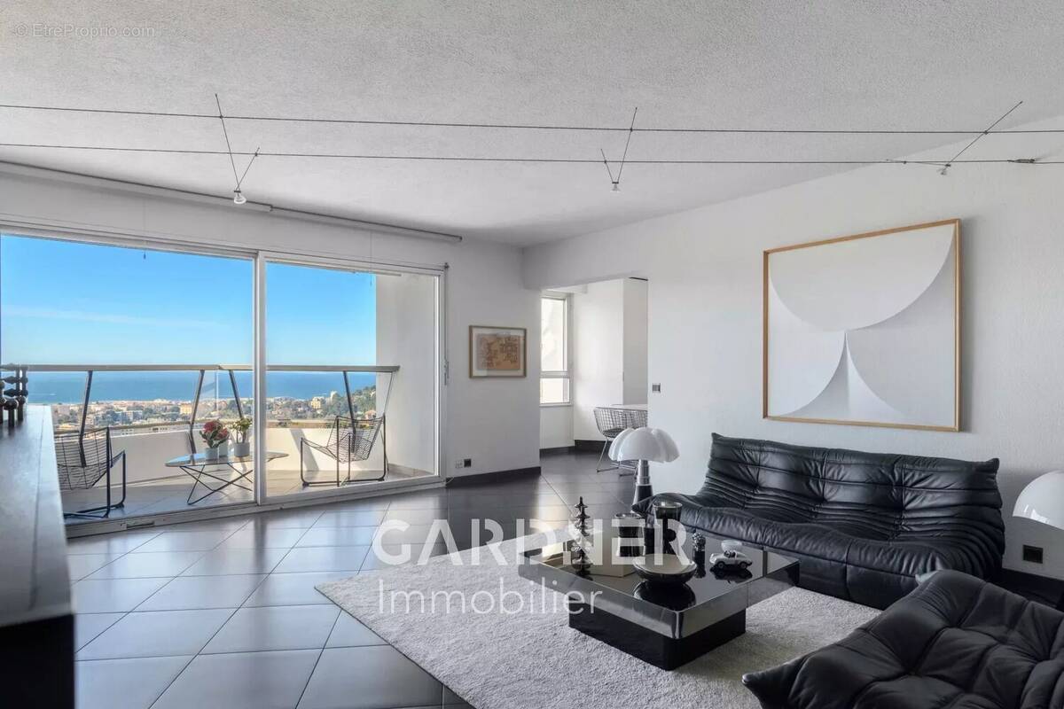 Appartement à MARSEILLE-8E