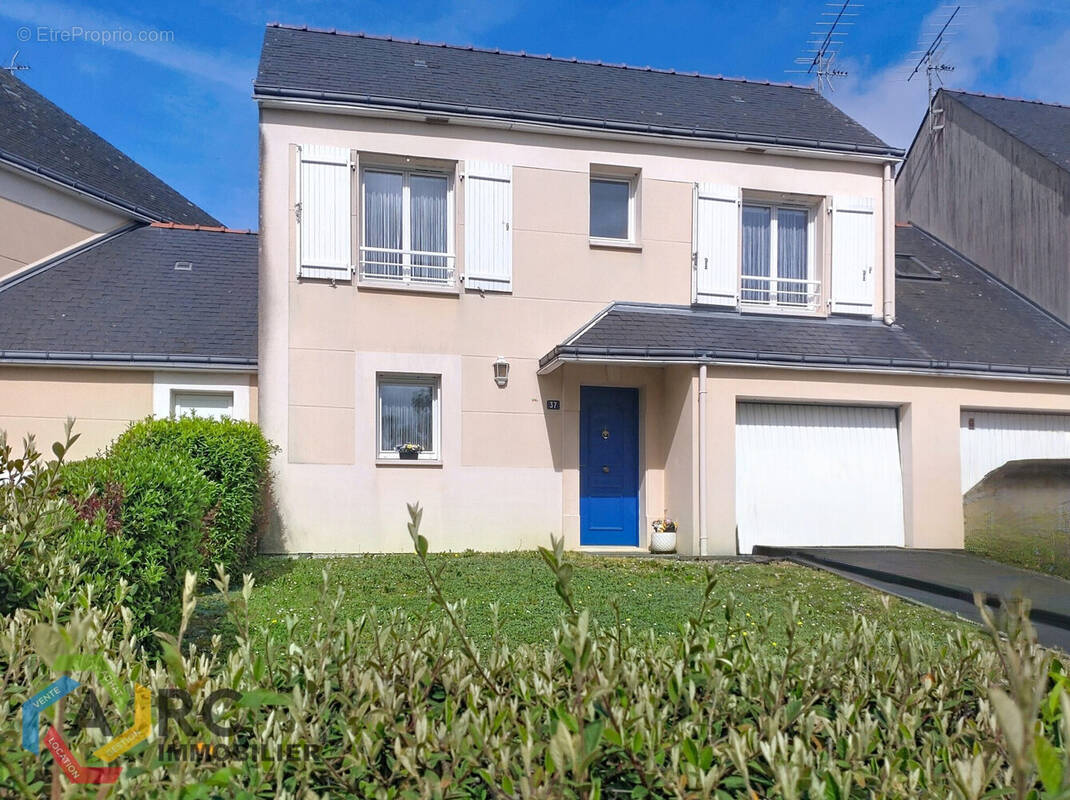 Maison à CHECY