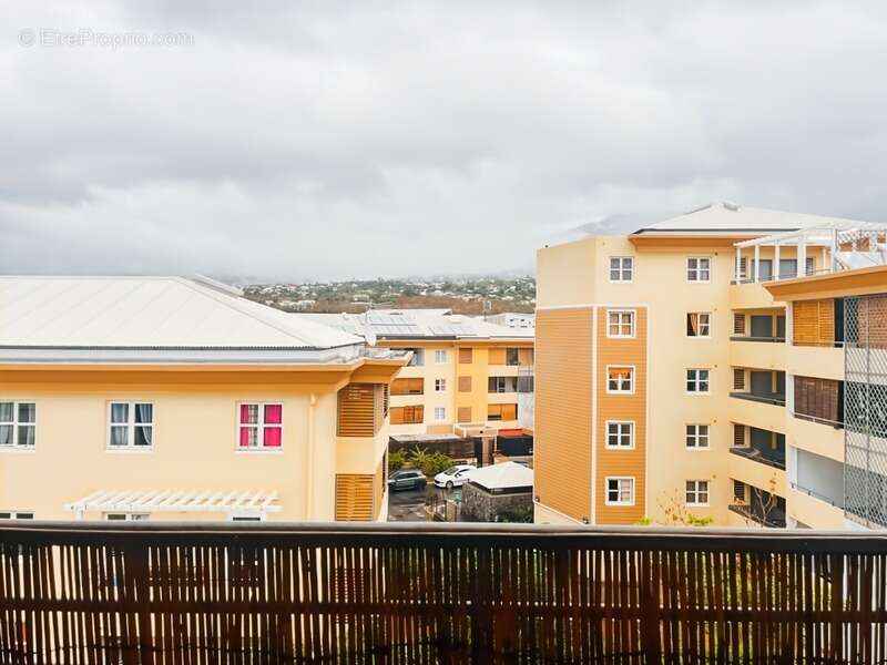 Appartement à SAINT-DENIS