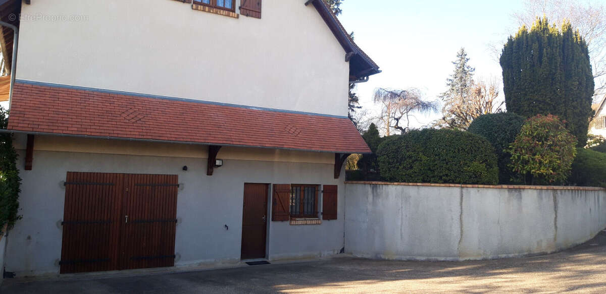 Maison à FUSSY