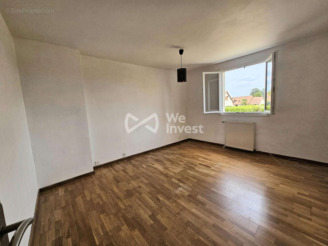 Maison 102 m² à Saint-Pierre-Du-Vauvray  - photo 6