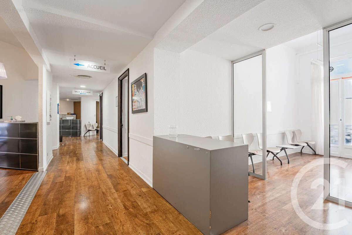 Appartement 270 m² à Nice  - photo 7