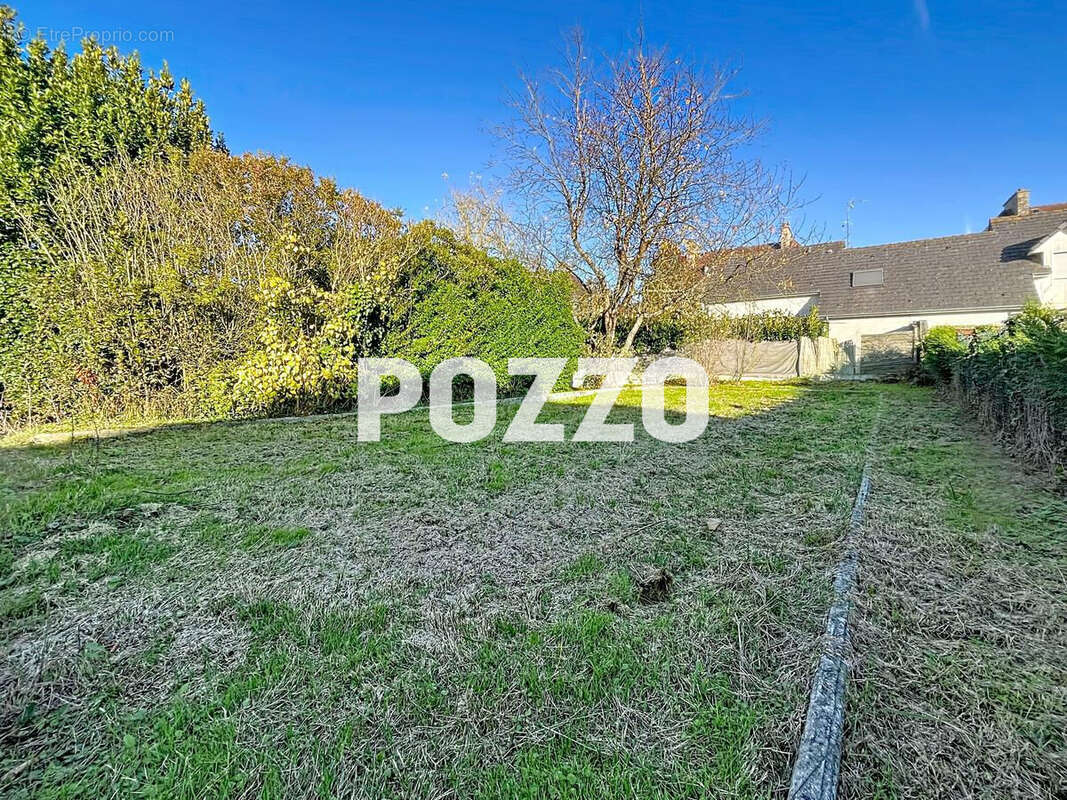 Terrain à VILLERS-BOCAGE