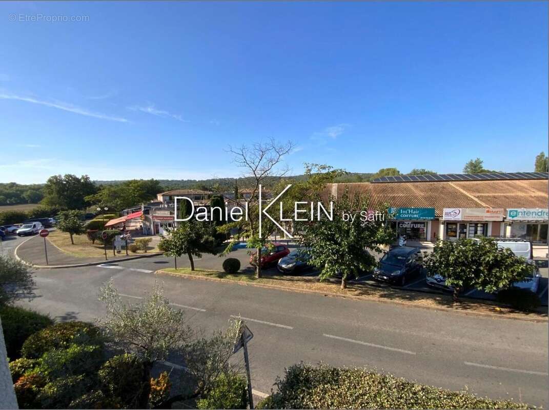 Photo 8 - Commerce à TOURRETTES