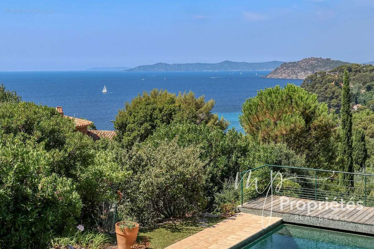 Maison à RAYOL-CANADEL-SUR-MER