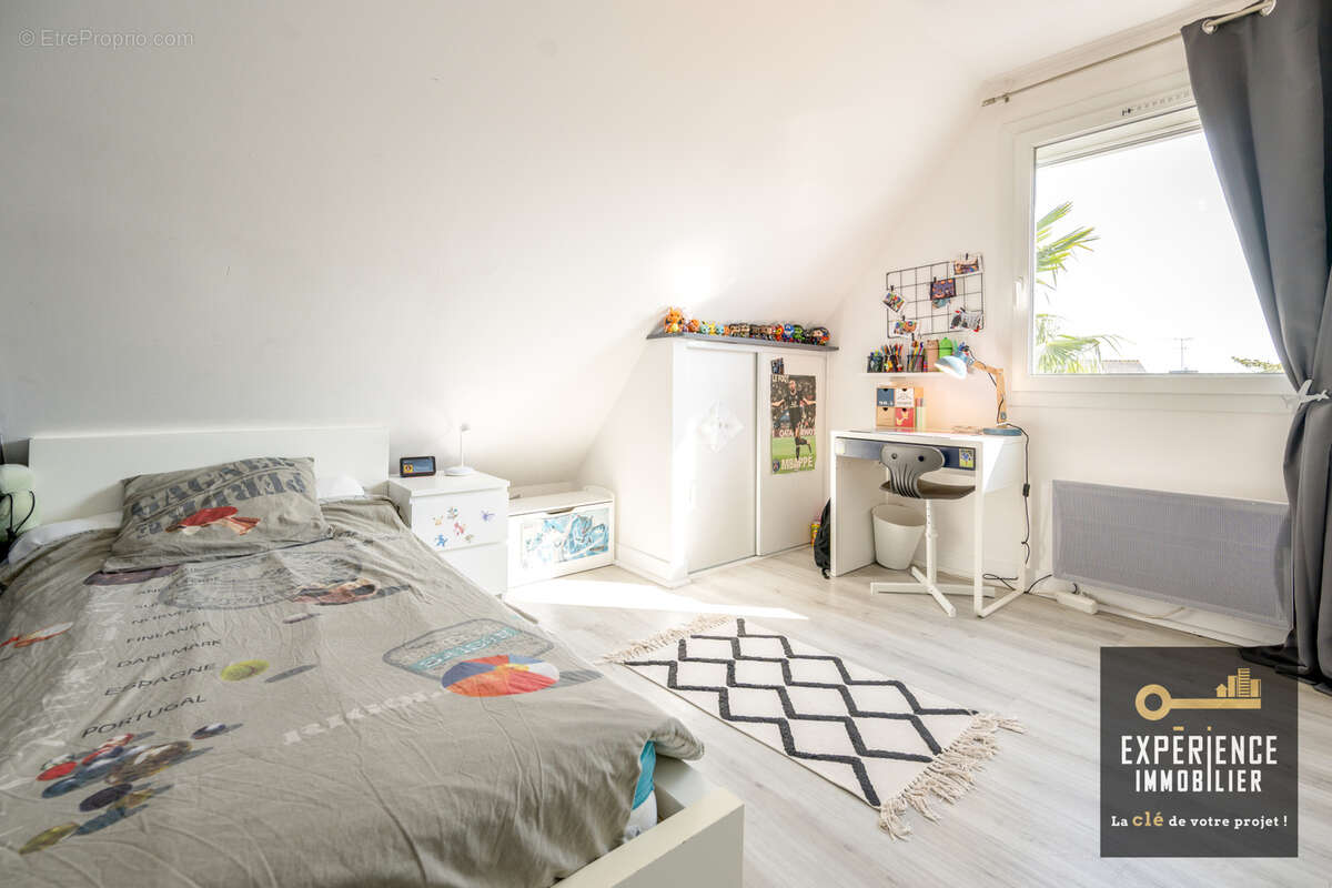 Jolie maison familiale dans le bourg - photo 10