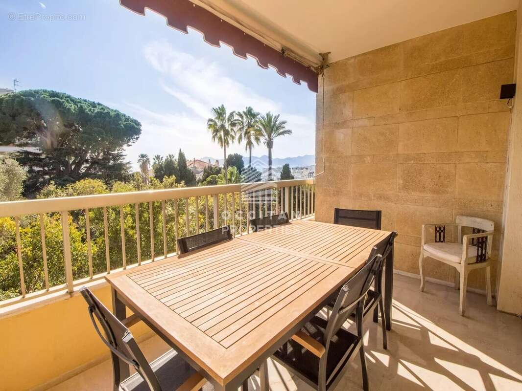 Appartement à CANNES