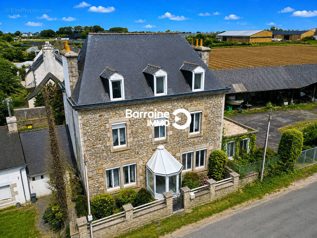 Maison à PLOUENAN