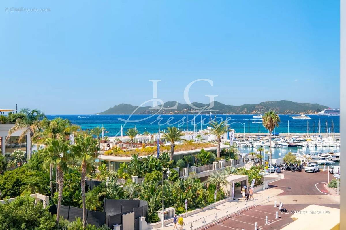 Appartement à CANNES