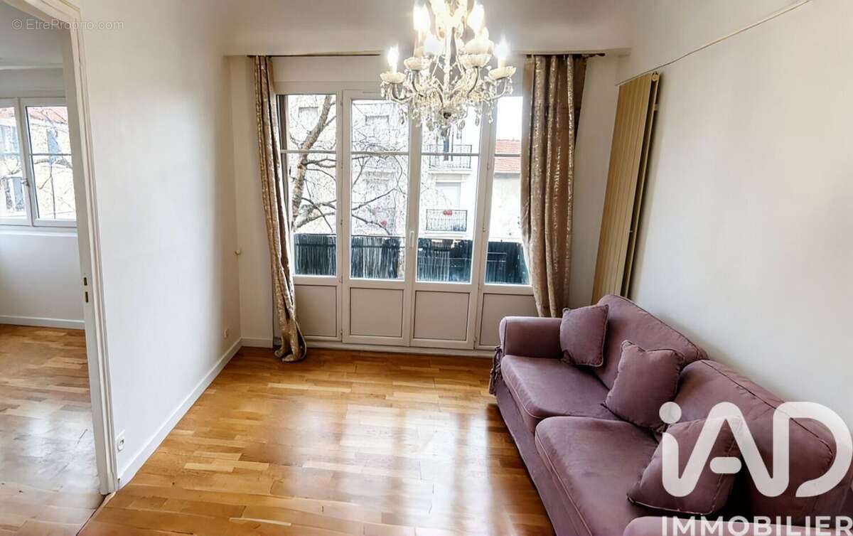 Photo 2 - Appartement à IVRY-SUR-SEINE
