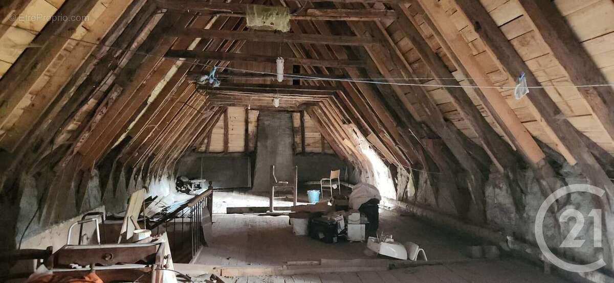 Maison à MUR-DE-BARREZ