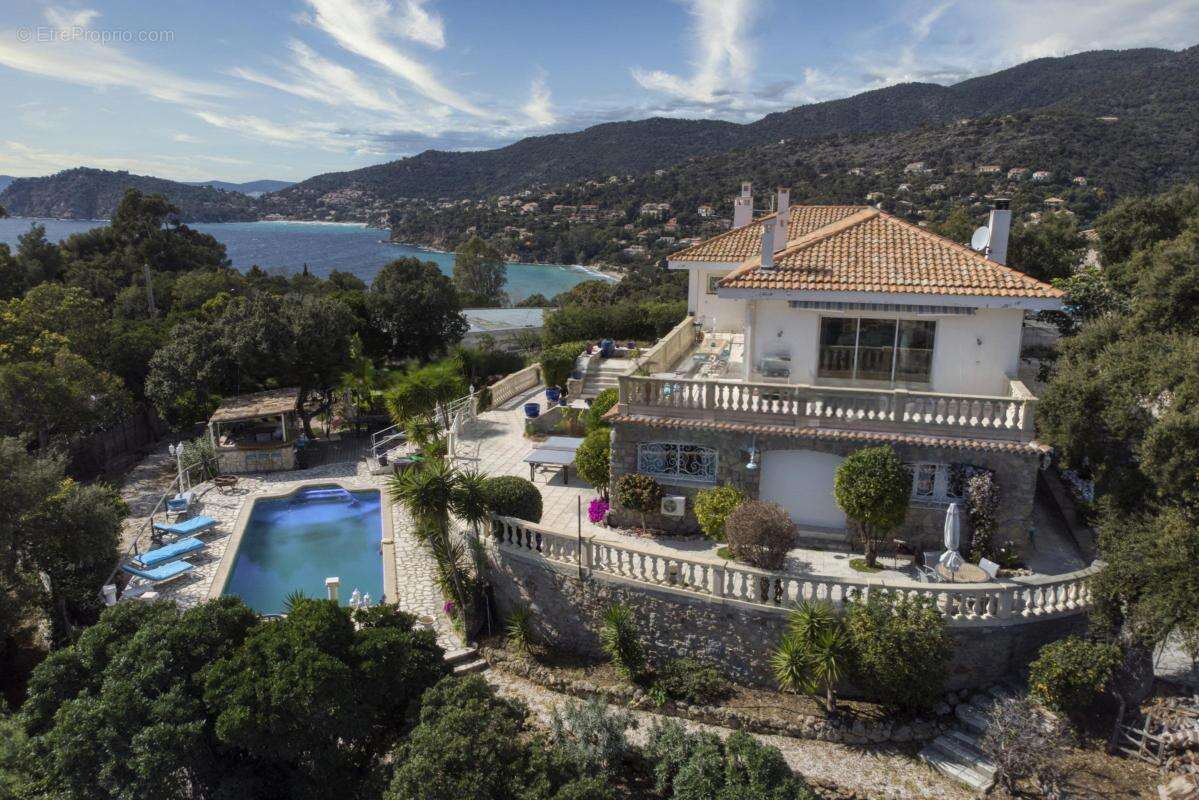 Maison à RAYOL-CANADEL-SUR-MER