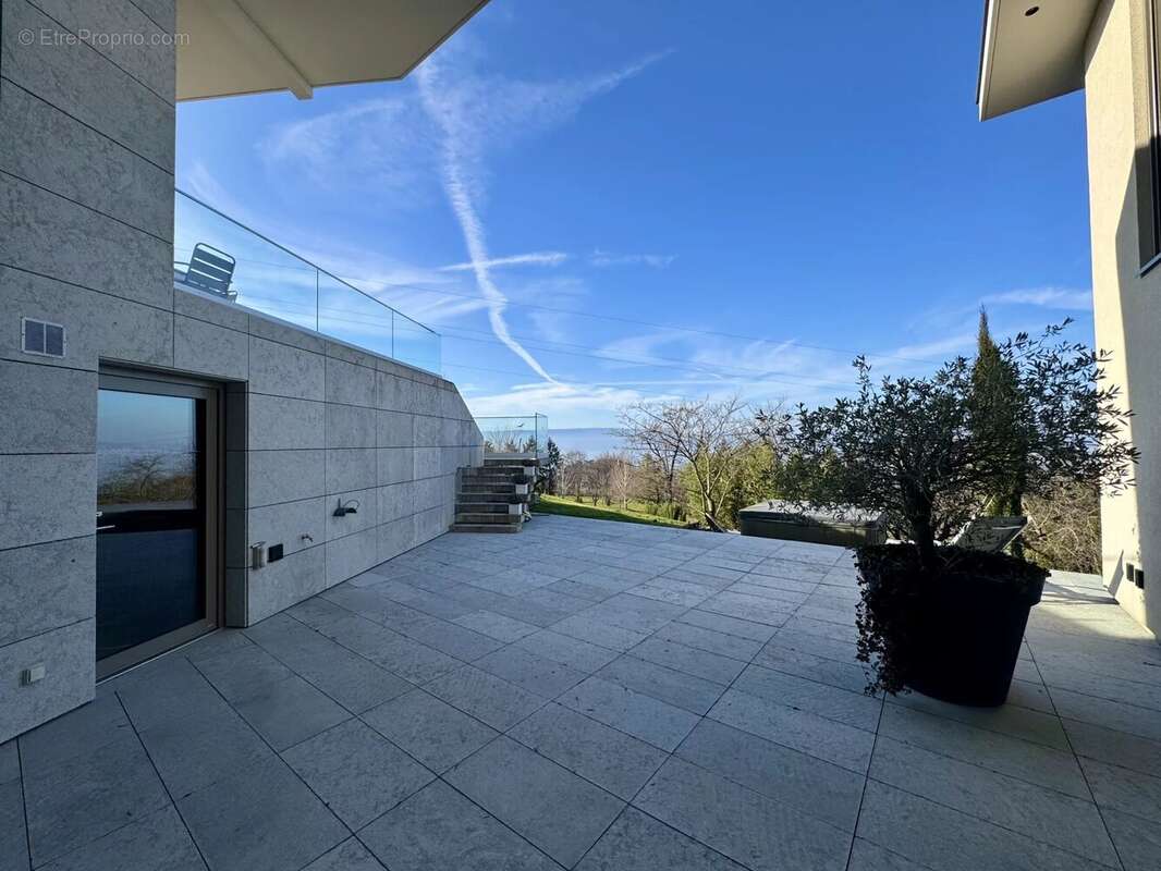 Maison à EVIAN-LES-BAINS