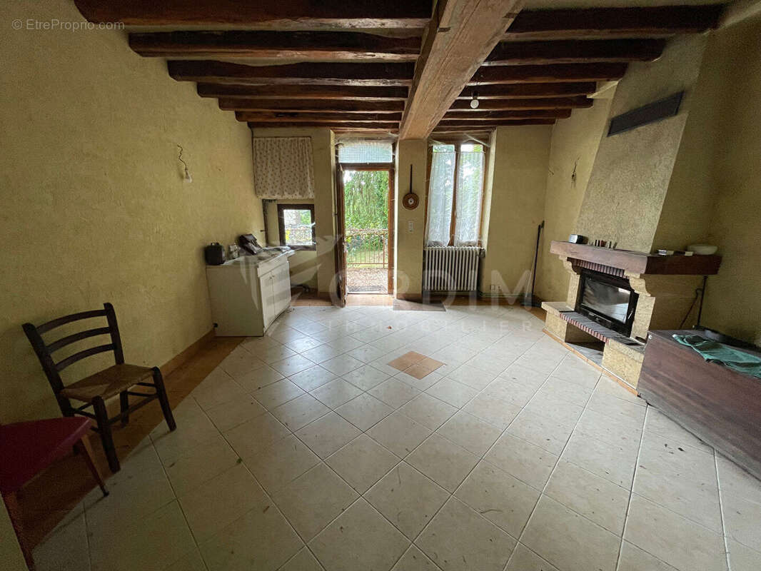 Maison à MERRY-LA-VALLEE