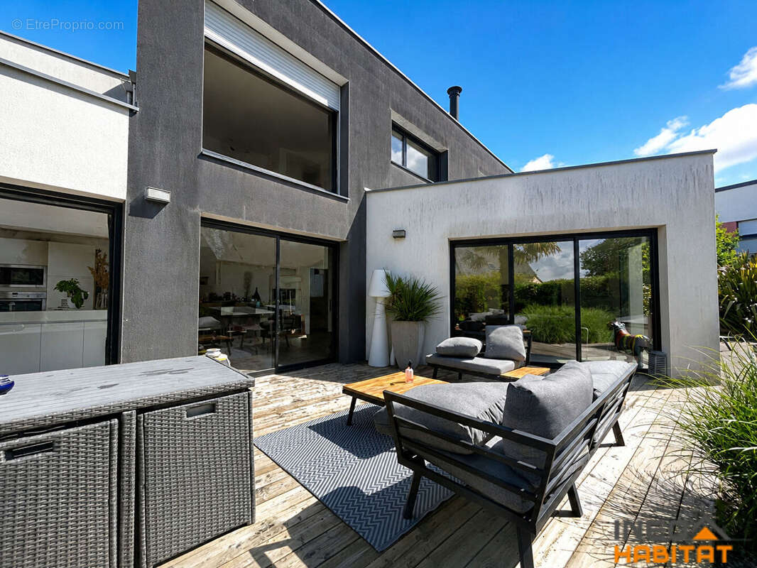 Maison à LA MEZIERE