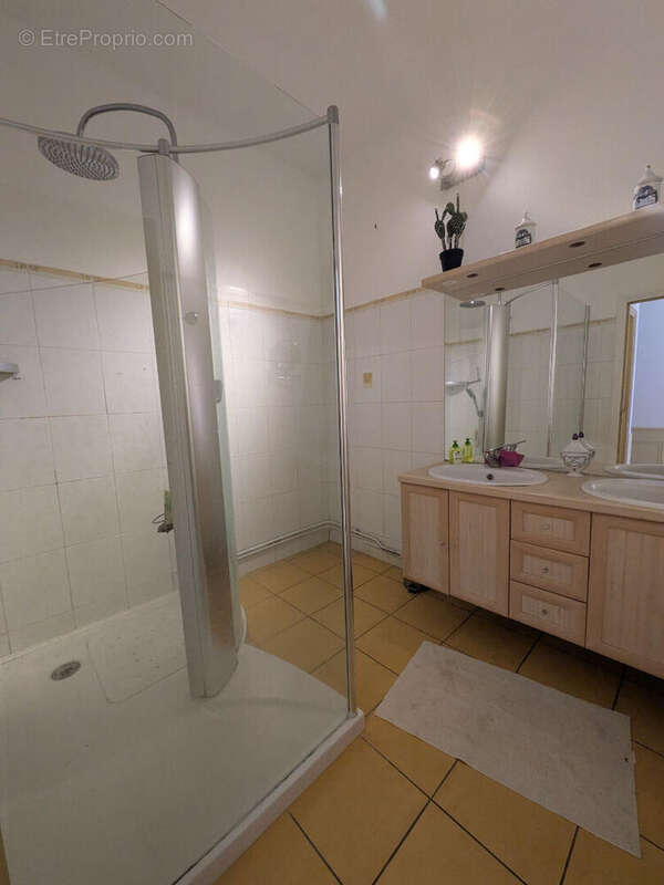 Appartement à COURNON-D'AUVERGNE