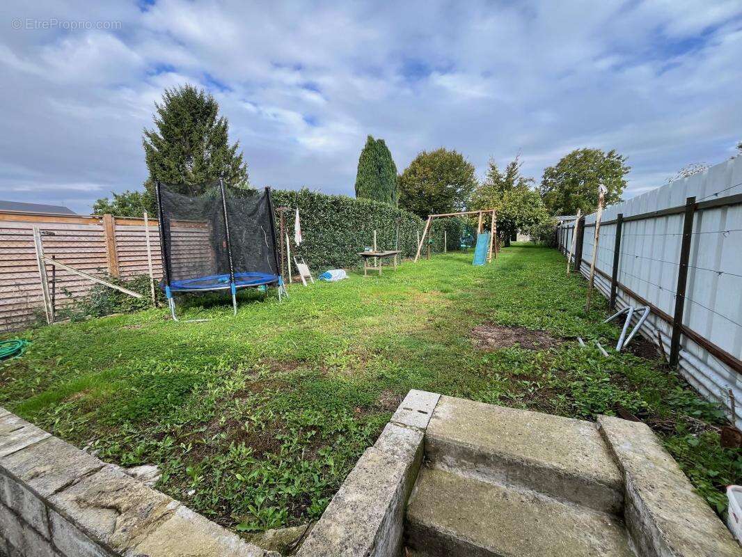 Maison à LE NOUVION-EN-THIERACHE