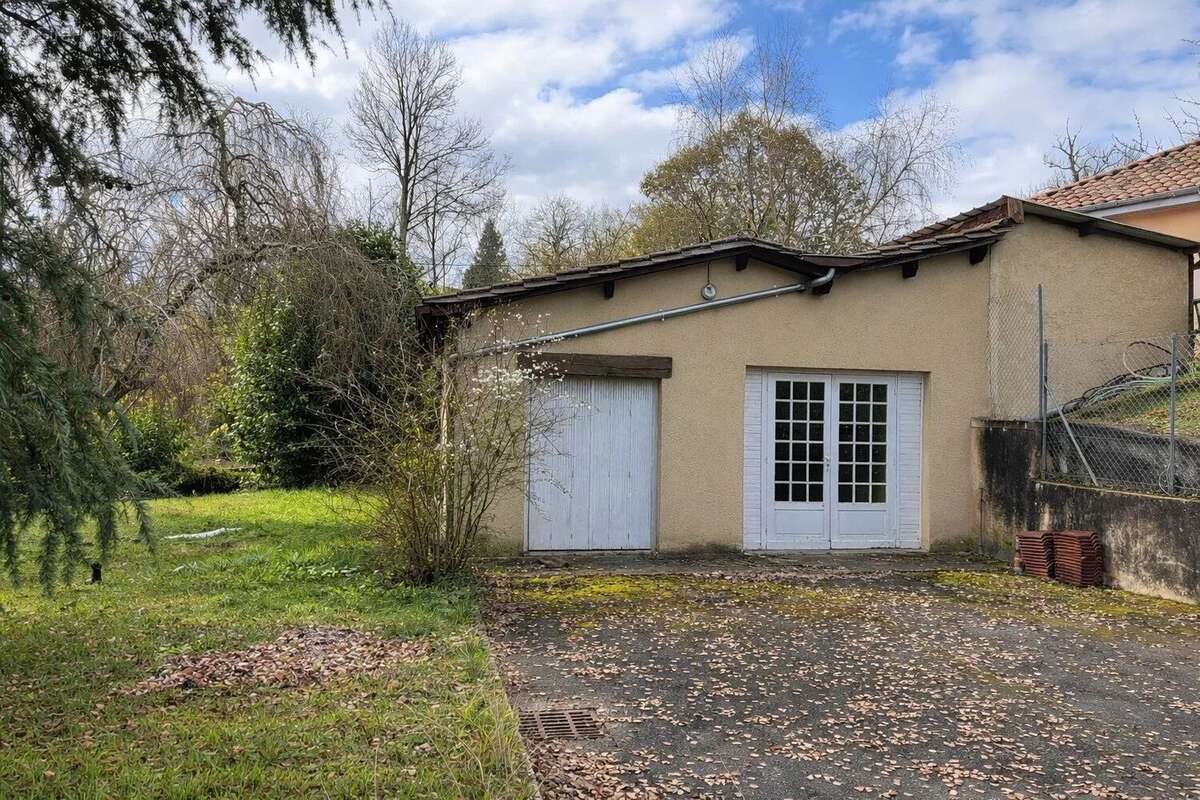 Maison à GOURDON
