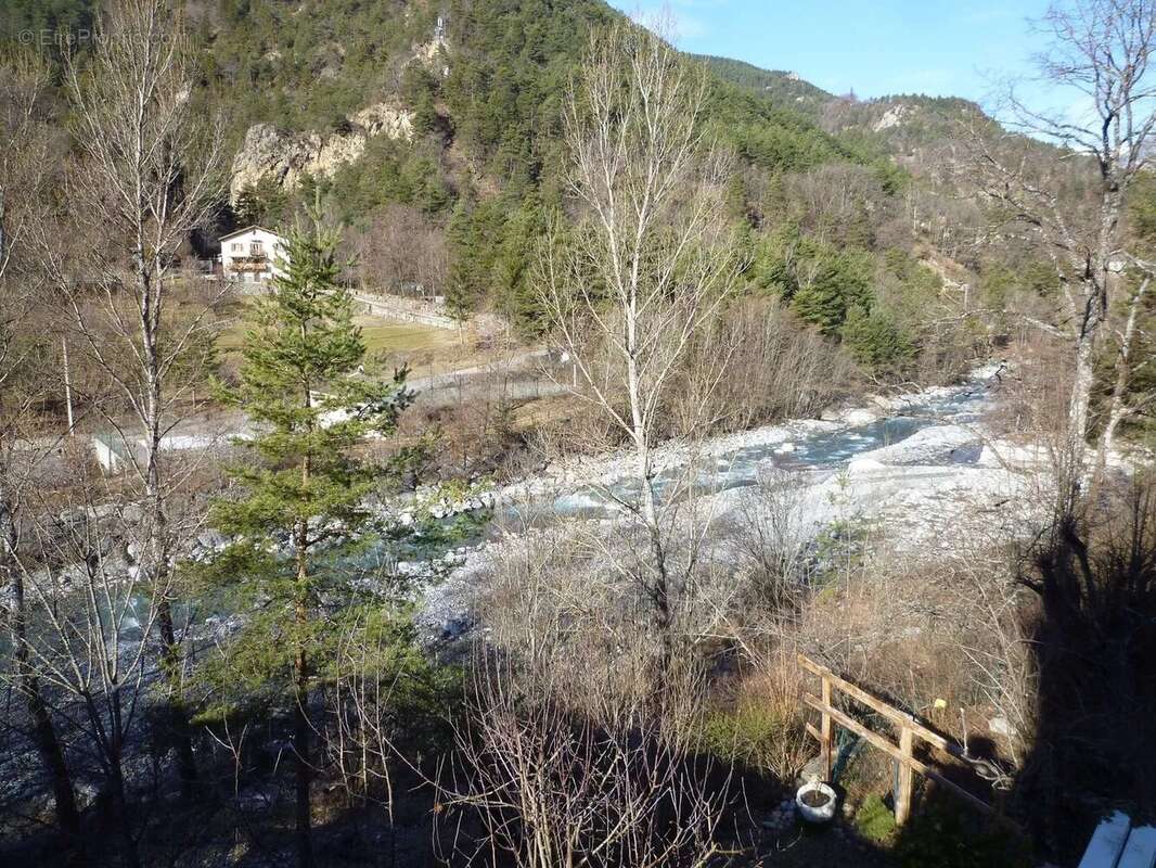 Appartement à GUILLAUMES