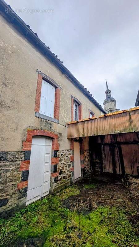 Appartement à LANRELAS