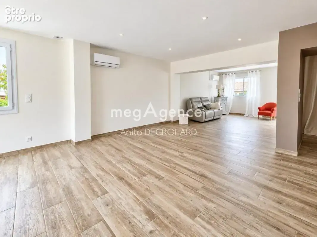 MAISON FAMILIALE de 168 m² – 5 chambres – Sous-sol complet – Aubigny-les-Clouzeaux - photo 4