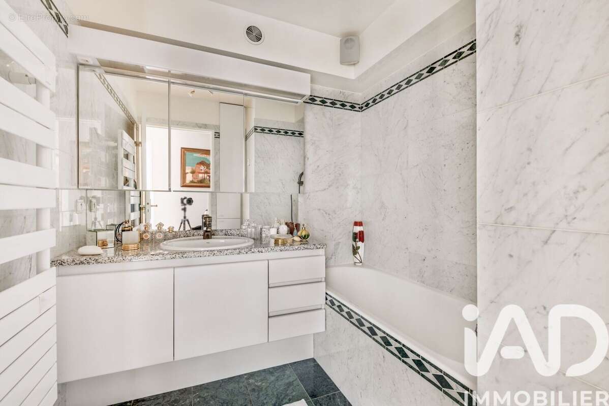 Photo 7 - Appartement à ISSY-LES-MOULINEAUX